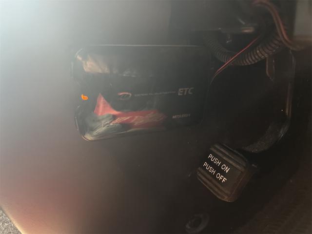 フリードハイブリッド ジャストセレクション　スマートキー２個　両側パワースライドドア　ナビテレビ　Ｂｌｕｅｔｏｏｔｈ　ＥＴＣ　バックカメラ　ドライブレコーダー　エンジンオイル・バッテリー・ワイパーゴム新品（25枚目）