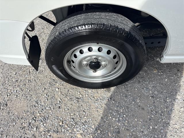 ハイゼットカーゴ ＤＸ　ＳＡＩＩＩ　一年保証　本土仕入れ　キーレス　前席パワーウィンドウ　ドライブレコーダー　エンジンオイル・バッテリー・ワイパーゴム新品（19枚目）