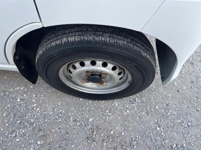 ピクシスバン デラックス　前席パワーウィンドウ　キーレスキー　Ｂｌｕｅｔｏｏｔｈ　エンジンオイル・バッテリー・ワイパーゴム新品（14枚目）