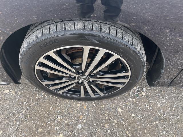 オデッセイ アブソルート・ＥＸ　一年保証　スマートキー　プッシュスタート　ナビ　フルセグＴＶ　Ｂｌｕｅｔｏｏｔｈ　フリップダウンモニター　バックカメラ　ＥＴＣ　両側パワースライドドア　エンジンオイル・バッテリー・ワイパーゴム新品（14枚目）