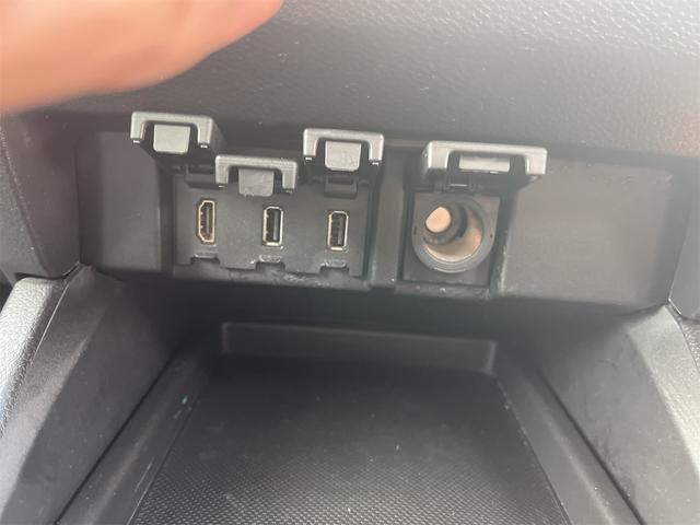 オデッセイ アブソルート・ＥＸ　一年保証　スマートキー　プッシュスタート　ナビ　フルセグＴＶ　Ｂｌｕｅｔｏｏｔｈ　フリップダウンモニター　バックカメラ　ＥＴＣ　両側パワースライドドア　エンジンオイル・バッテリー・ワイパーゴム新品（33枚目）