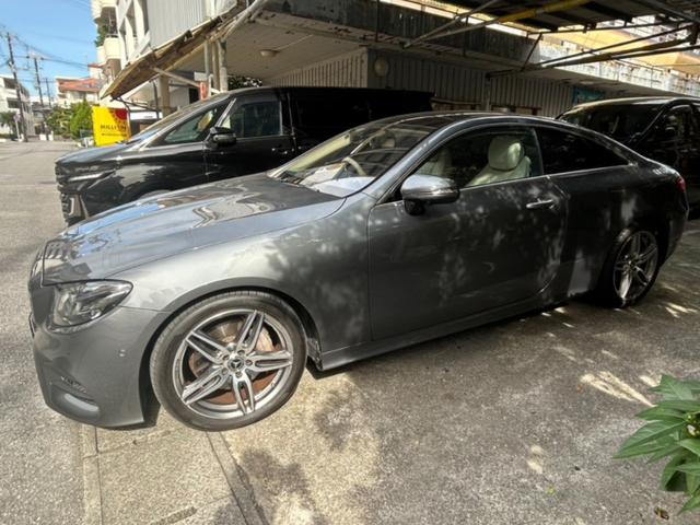 Ｅクラス Ｅ２００　クーペ　スポーツ　ＨＤＤナビ・ＥＴＣ・Ｂｌｕｅｔｏｏｔｈ・フロントカメラ・サイドカメラ・バックカメラ・全周囲カメラ・キーレスエントリー・スマートキー・革シート・パワーシート・ＵＳＢ入力端子・レーンアシスト