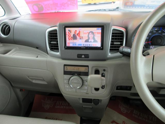 センターパネルより、７インチナビＴＶ・ＣＤ・ＤＶＤ・ＵＳＢ・ドライブレコーダー付き、エアコンパネル、ハンドルの位置に近く便利なインパネＡＴシフトまわり。