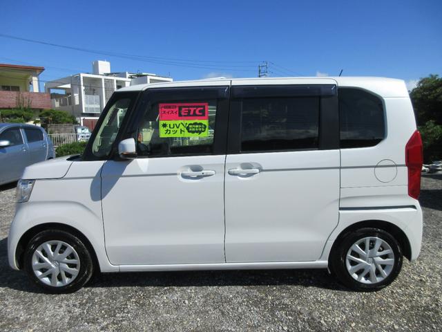 左側面より、全体的にキズ凸凹ほとんどなくキレイな一台です、ぜひご検討ください、当店は総額すべてコミ込み総額表示のお店です。