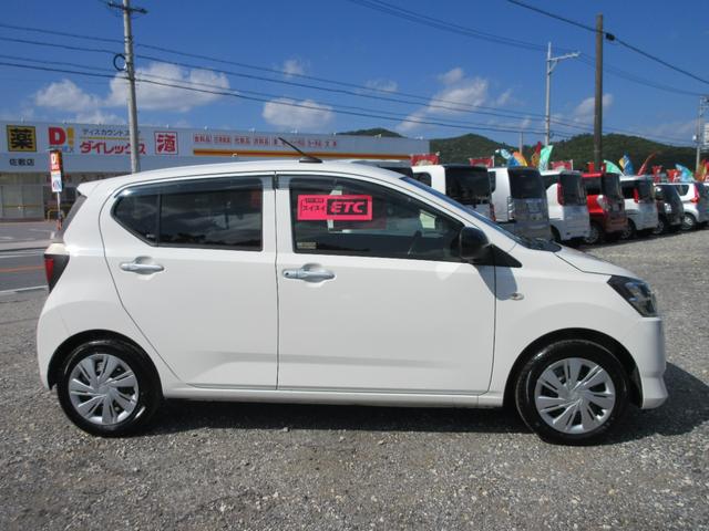 みてみて！安心・修復歴なし☆こだわりの県外仕入れで塩害の影響ほぼなくキレイ☆車検２ヵ年法定点検整備付きで新品バッテリーをはじめオイル＆フィルター＆ワイパーゴムその他消耗品等あればすべて新品交換します。