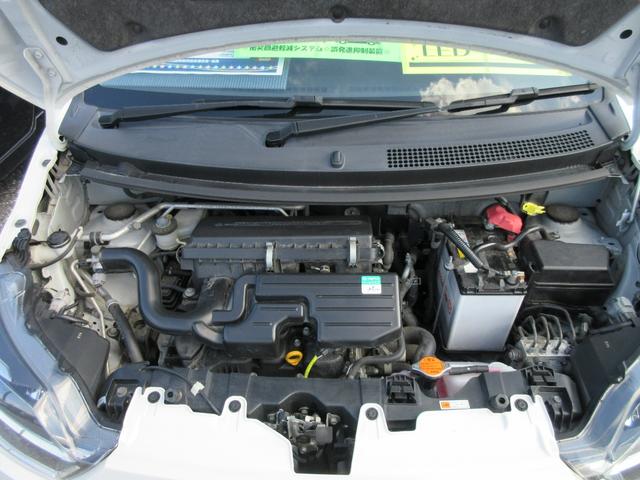 安心・修復歴なしエンジンルーム内ＯＰＥＮ！県外仕入れで塩害の影響ほぼなくキレイ☆車検２ヵ年付き、バッテリー、オイル他消耗品等すべて新品交換します、総額表示です。