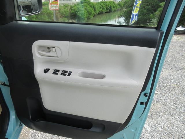 運転席ドアパネルもキレイ☆