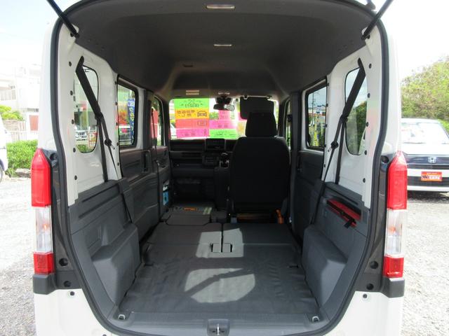 リアゲートＯＰＥＮ！完全シートフラットモード！お仕事用に、海や川へ、キャンプ、車中泊、趣味のクルマとしても使い方豊富！