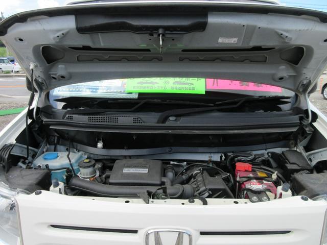 安心・修復歴なしエンジンルーム内ＯＰＥＮ！サビ等ほぼなくキレイです！車検２ヵ年整備付きで新品バッテリーをはじめオイル＆フィルター＆ワイパーゴム、他消耗している部品はすべて新品交換します。