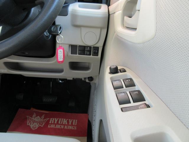 運転席右側より。