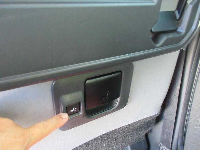 タント Ｘ　ＳＡＩＩＩスマートアシスト先進安全装備　パーキングアシスト　７インチワイドナビ・ＣＤ・ＤＶＤ・ＵＳＢ・ブルートゥース・バックカメラ・ＥＴＣ付き（14枚目）