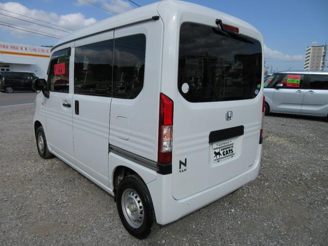 ☆県外仕入れ評価点４点のキレイな一台です！ホンダセンシング先進安全装備搭載☆７インチナビ・ＦＭＡＭ・ＳＤ・Ｂｌｕｅｔｏｏｔｈでスマホと接続音楽再生ＯＫ！ＥＴＣ付き☆プライバシーガラス☆キーレス☆ＰＷ☆