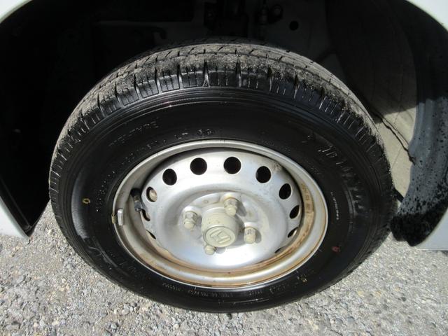 タイヤも４本ばっちり。