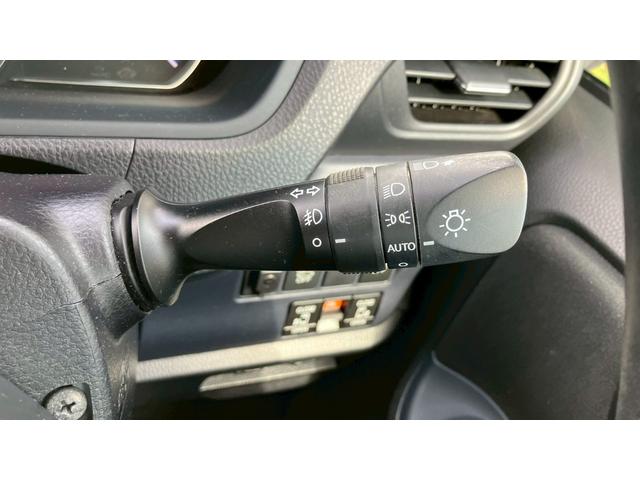 ヴォクシー ハイブリッドＶ　フルセグナビ　ＤＶＤ　ＳＤ　Ｂｌｕｅｔｏｏｔｈ　バックモニター　後席モニター　ＥＴＣ　両側パワースライドドア　プッシュスタート（30枚目）
