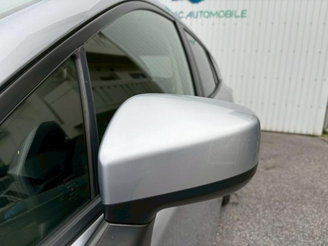 女性や、お車に詳しくない方でも安心してご来店ください！当店のスタッフが分かりやすくご説明いたします！