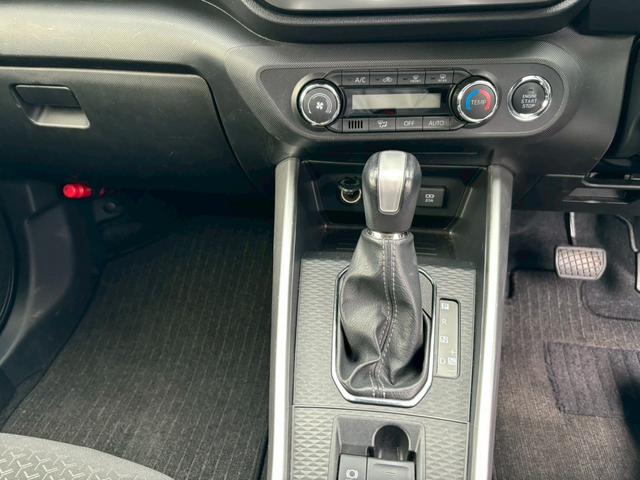 ライズ Z 社外ナビ ワンセグTV CD DVD SD USB Bluetooth ETC バックモニター プッシュスタート 電動パーキングブレーキ(22枚目)