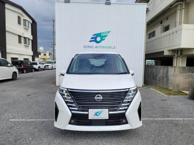 セレナ ハイウェイスターV(2枚目)