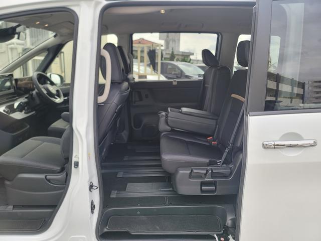 セレナ ハイウェイスターV(18枚目)