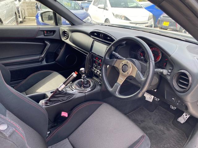 すぐにご来店頂けない場合や遠方にお住まいの方、車両状態の詳細が知りたい方はお気軽にご連絡下さい♪