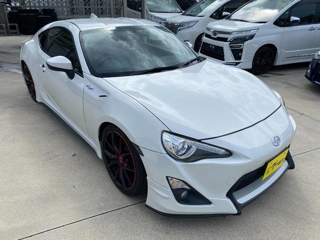 当店のお車をご覧いただきましてありがとうございます。お車についてのご質問やお見積りのご依頼、ご購入にあたってのご相談などお気軽にお問い合わせ下さい!