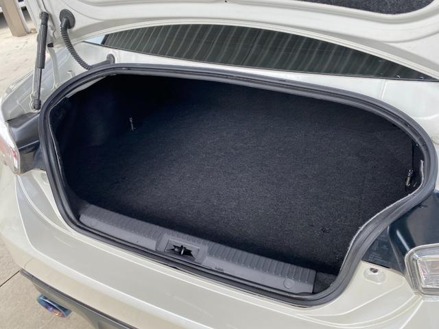 この度は当店のお車をご覧になっていただき、誠にありがとうございます。じっくり現車確認して頂けるよう、ご準備を致します!