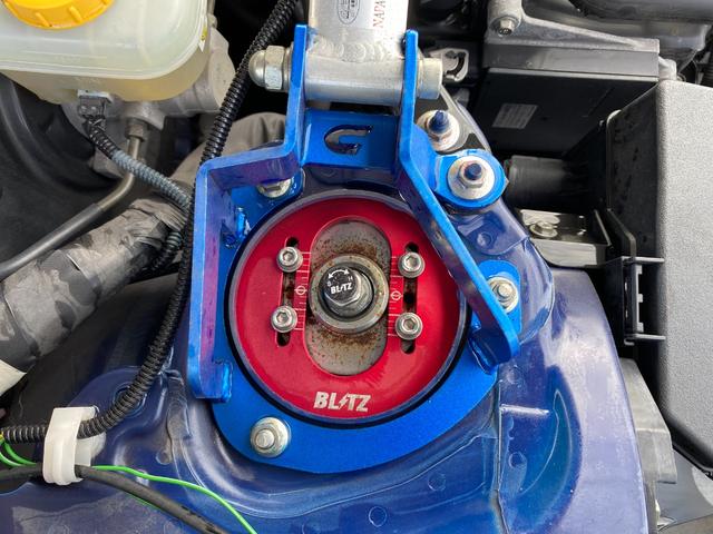 お車の知識がなくても大丈夫です!皆様のご来店をスタッフ一同、心よりお待ちしております。