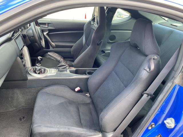 当店のお車をご覧いただきましてありがとうございます。お車についてのご質問やお見積りのご依頼、ご購入にあたってのご相談などお気軽にお問い合わせ下さい!