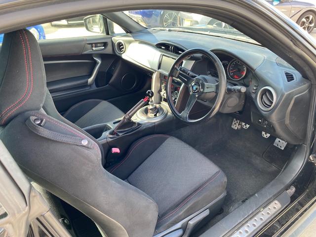 すぐにご来店頂けない場合や遠方にお住まいの方、車両状態の詳細が知りたい方はお気軽にご連絡下さい♪