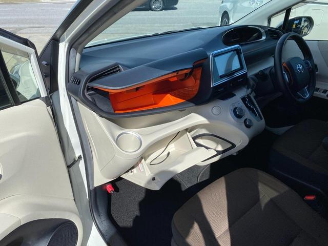 シエンタ Ｇ　県外仕入れ　ＥＴＣ　バックカメラ　ナビ　ＴＶ　レーンアシスト　衝突被害軽減システム　両側電動スライドドア　オートマチックハイビーム　オートライト　スマートキー　アイドリングストップ　シートヒーター（29枚目）