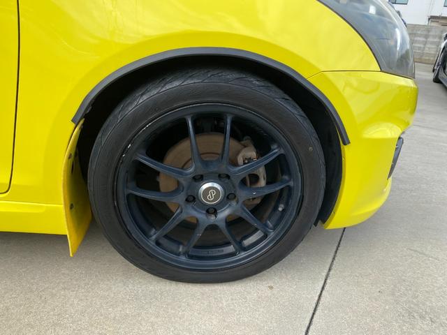 すぐにご来店頂けない場合や遠方にお住まいの方、車両状態の詳細が知りたい方はお気軽にご連絡下さい♪