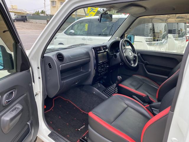 ジムニー 　Ｘアドベンチャー　５ＭＴ　県外仕入れ　リフトアップ　社外マフラー　社外バンパー　ＴＶ　４ＷＤ　ナビ　ＴＶ　電動格納ミラー　シートヒーター　　ＣＤ　ＵＳＢ　アルミホイール　エアコン　パワーウィンドウ（25枚目）