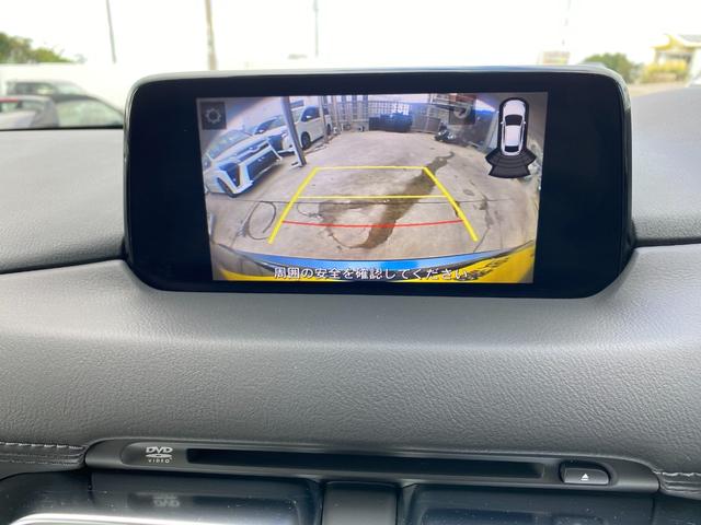 バックカメラ装備。駐車が苦手な方には欠かせません。