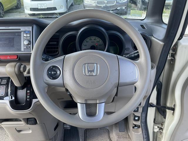 Ｎ－ＢＯＸ Ｇ・Ｌパッケージ　自社　　ローン　スマートキー　ＥＴＣ　ナビ　ワンセグ　バックカメラ　片側電動スライドドア　オートエアコン　衝突安全ボディ　盗難防止システム　助手席エアバッグ（20枚目）