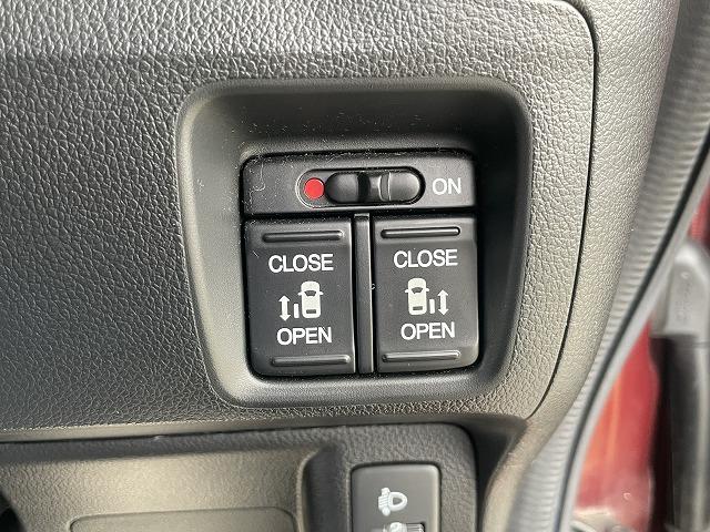 N-BOX G SSパッケージ 自社 ローン スマートキー ナビ バックモニター ETC Bluetooth 両側電動スライドドア 赤 レッド 衝突安全ボディ 盗難防止システム(22枚目)