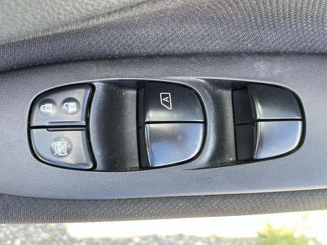 セレナ ハイウェイスター Sエディション スマートキー 自社  ローン バックモニター 運転席エアバック ナビ Bluetooth 片側電動スライドドア(33枚目)