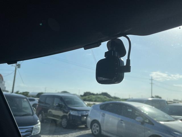 万が一の事故でも対応がよい任意保険も弊社で取り扱っておりますので、是非ご相談下さい。