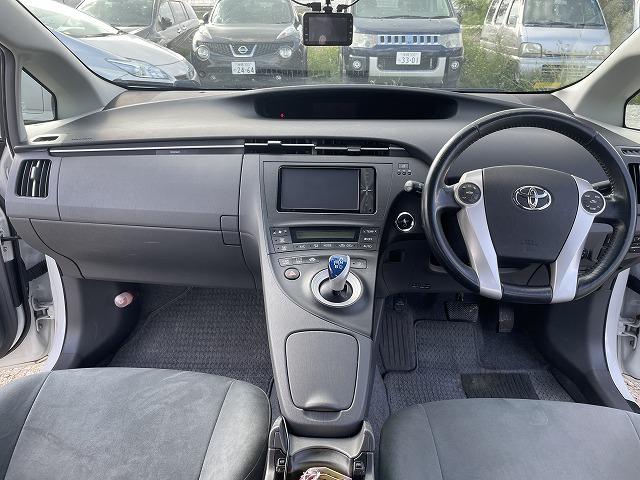 内装や外装も隅々までクリーニングしてからご納車致します♪ 中古車でも安心綺麗(*’▽’)格安で整備済みのオススメの一台!!