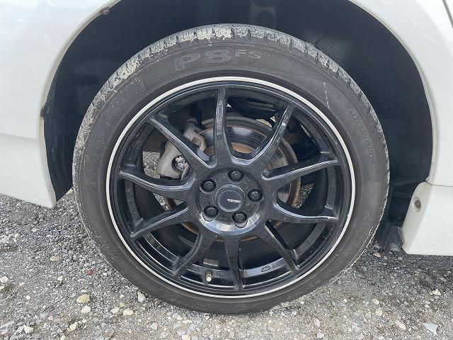 ロードサービスもおまかせください!レッカー、レンタカー貸出致します。レスキュー専用受付ダイヤルございます!異音、ランプがついた等小さなお困りごとでもいつでもお電話ください!