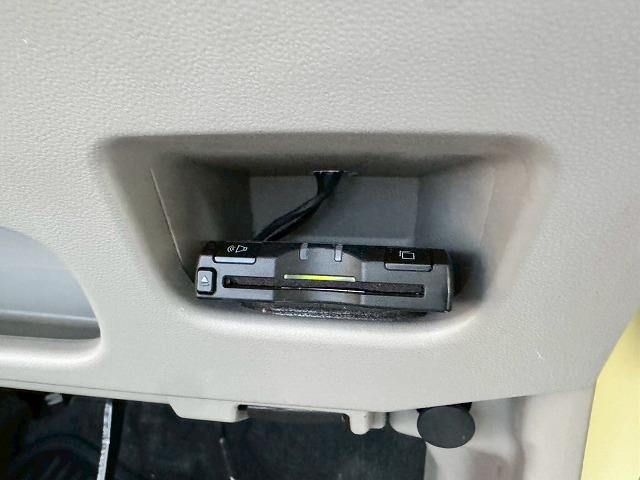 ロードサービスもおまかせください！レッカー、レンタカー貸出致します。レスキュー専用受付ダイヤルございます！異音、ランプがついた等小さなお困りごとでもいつでもお電話ください！