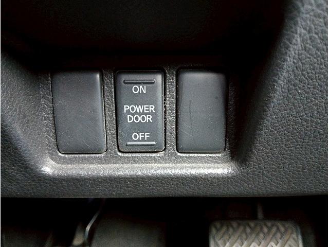 万が一の事故でも対応がよい任意保険も弊社で取り扱っておりますので、是非ご相談下さい。