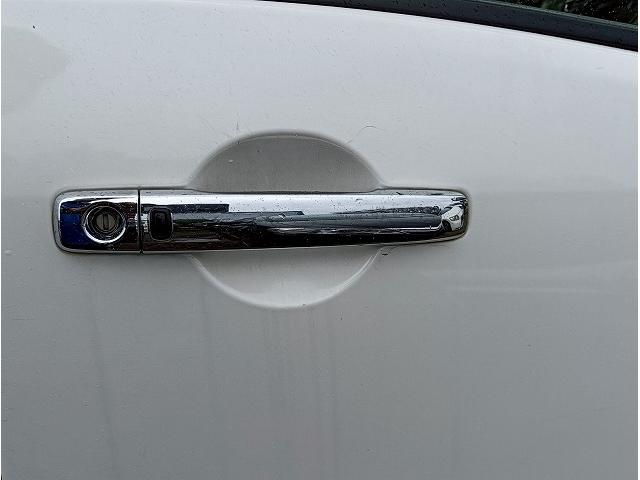 人気車や低価格車はすぐになくなる可能性があります。お早めのご検討、ご来店お待ちしております。