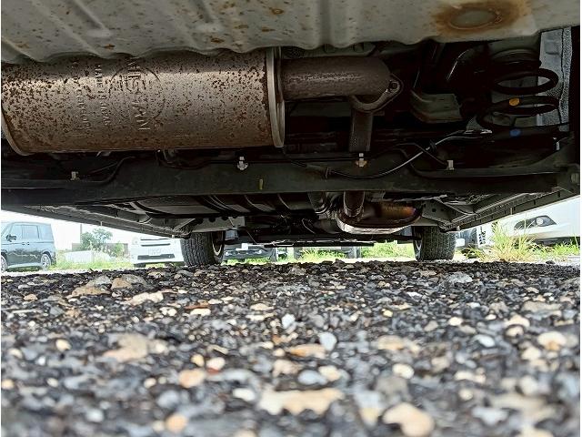 内装や外装も隅々までクリーニングしてからご納車致します♪　中古車でも安心綺麗（＊’▽’）