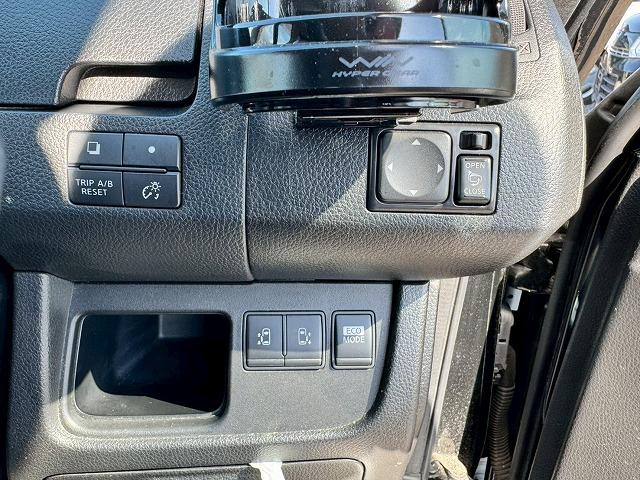 万が一の事故でも対応がよい任意保険も弊社で取り扱っておりますので、是非ご相談下さい。