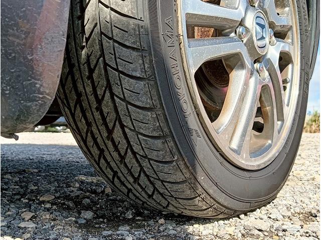 万が一の事故でも対応がよい任意保険も弊社で取り扱っておりますので、是非ご相談下さい。