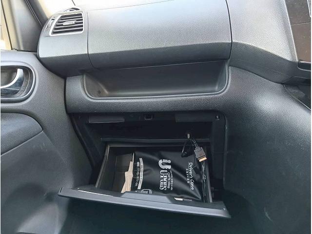 エンジン、ミッション等に現在異常なくまだまだ快調に走ります。☆☆☆☆試乗して確認済みで機械的な部分は今のところ問題はありません。☆☆☆☆人気車や低価格車はすぐになくなる可能性があります。