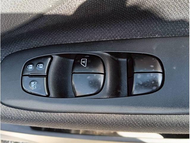 エンジン、ミッション等に現在異常なくまだまだ快調に走ります。☆☆☆☆試乗して確認済みで機械的な部分は今のところ問題はありません。☆☆☆☆