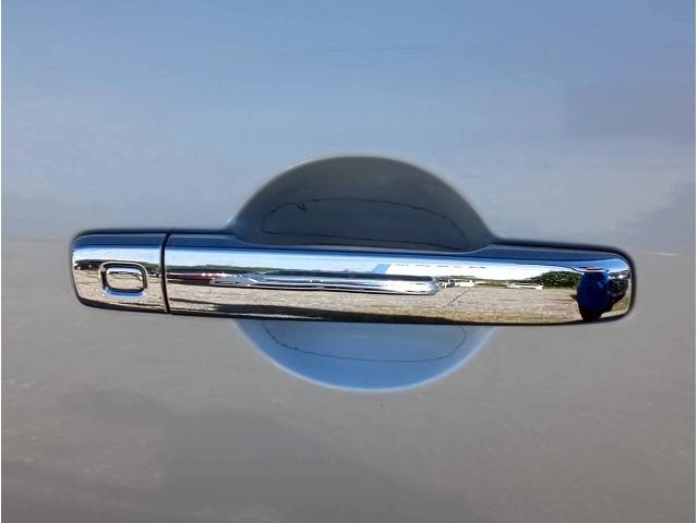 営業時間　９時〜１８時　連絡を頂ければ時間外も対応いたします。スタッフ一同心よりお待ちしております。