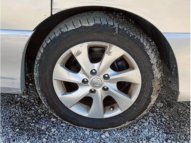 内装や外装も隅々までクリーニングしてからご納車致します♪　中古車でも安心綺麗（＊’▽’）