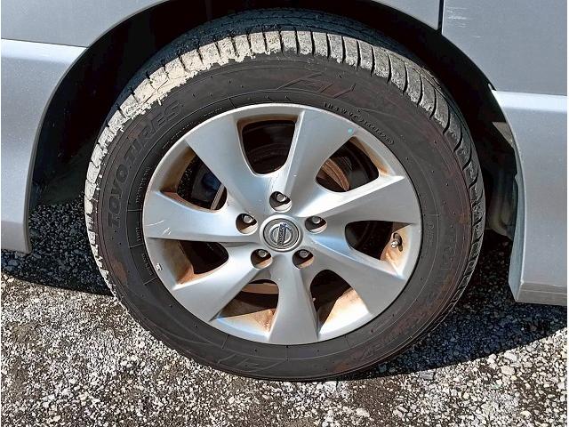 内装や外装も隅々までクリーニングしてからご納車致します♪　中古車でも安心綺麗（＊’▽’）