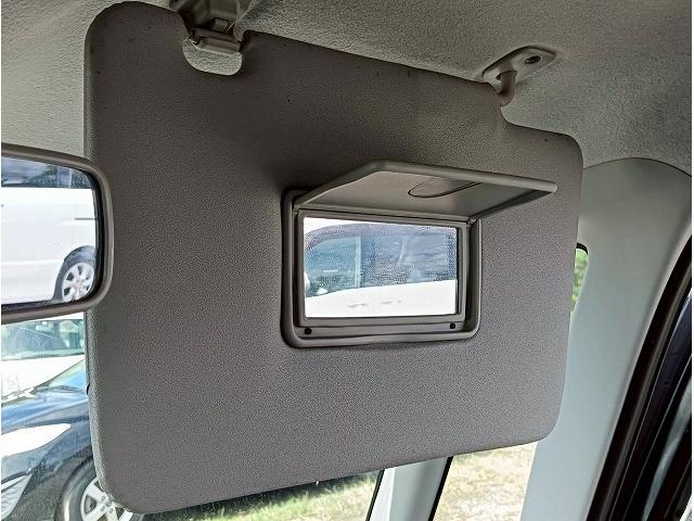 ロードサービスもおまかせください！レッカー、レンタカー貸出致します。レスキュー専用受付ダイヤルございます！異音、ランプがついた等小さなお困りごとでもいつでもお電話ください！